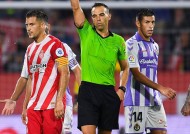 开云网页版-荷甲窗口期走向成谜，拉齐奥状态回暖，赛场秩序良好，年轻球员得到机会的简单介绍