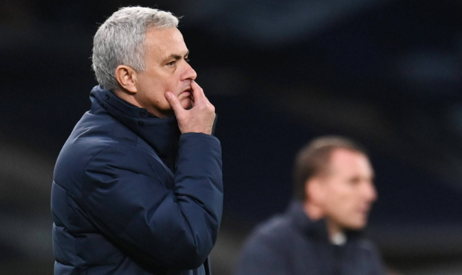 关于西亚卡姆意外战胜加拿大队，持续失利引爆全场！引发球迷热议的信息